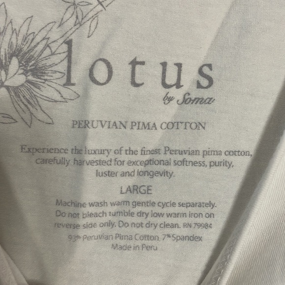 Lotus - Picture 3 of 4